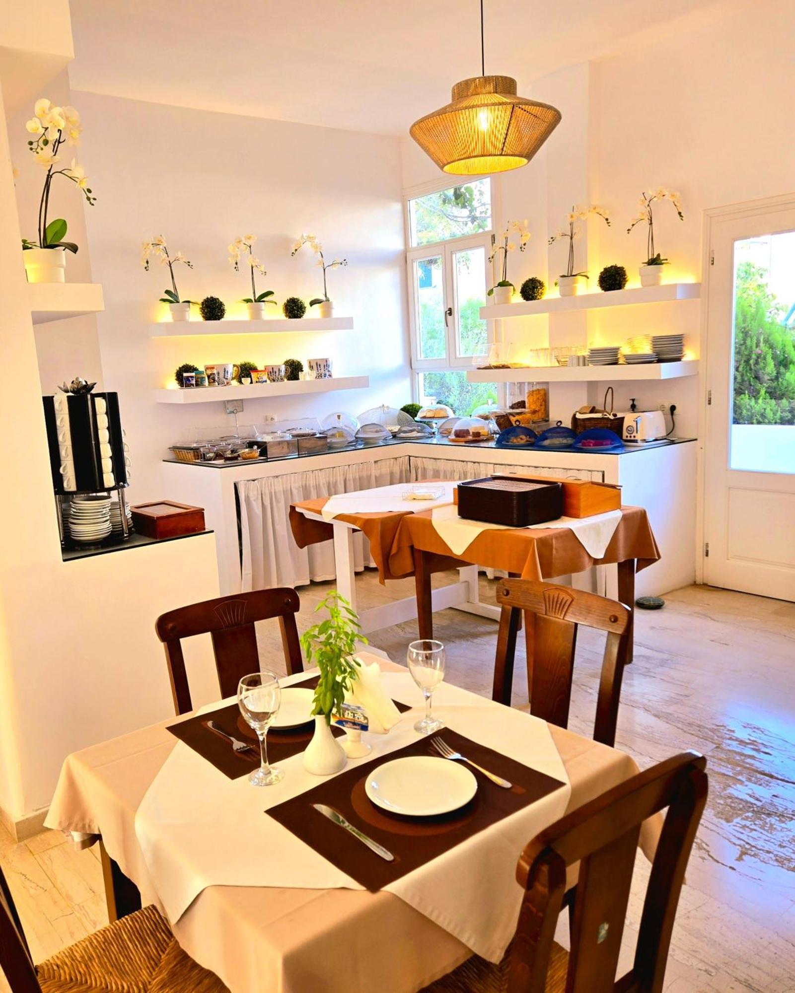 Aphrodite Boutique Hotel Alikí Kültér fotó