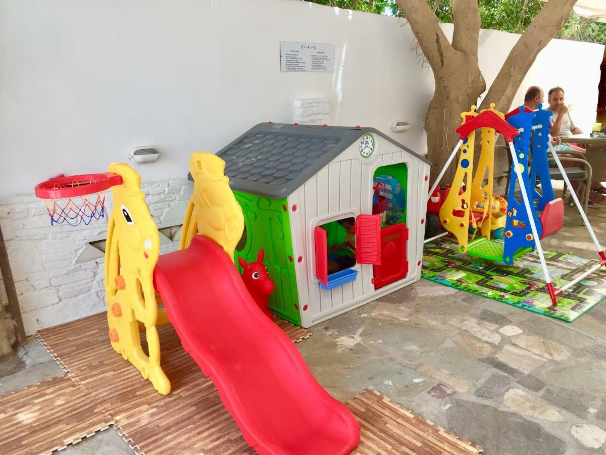Aphrodite Boutique Hotel Alikí Kültér fotó